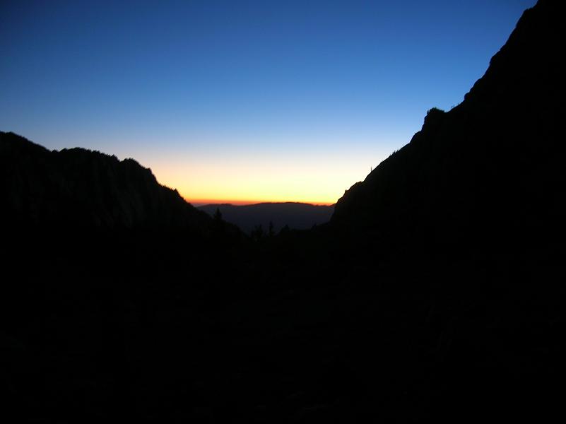 Sunrise on Mt Whitney Trail