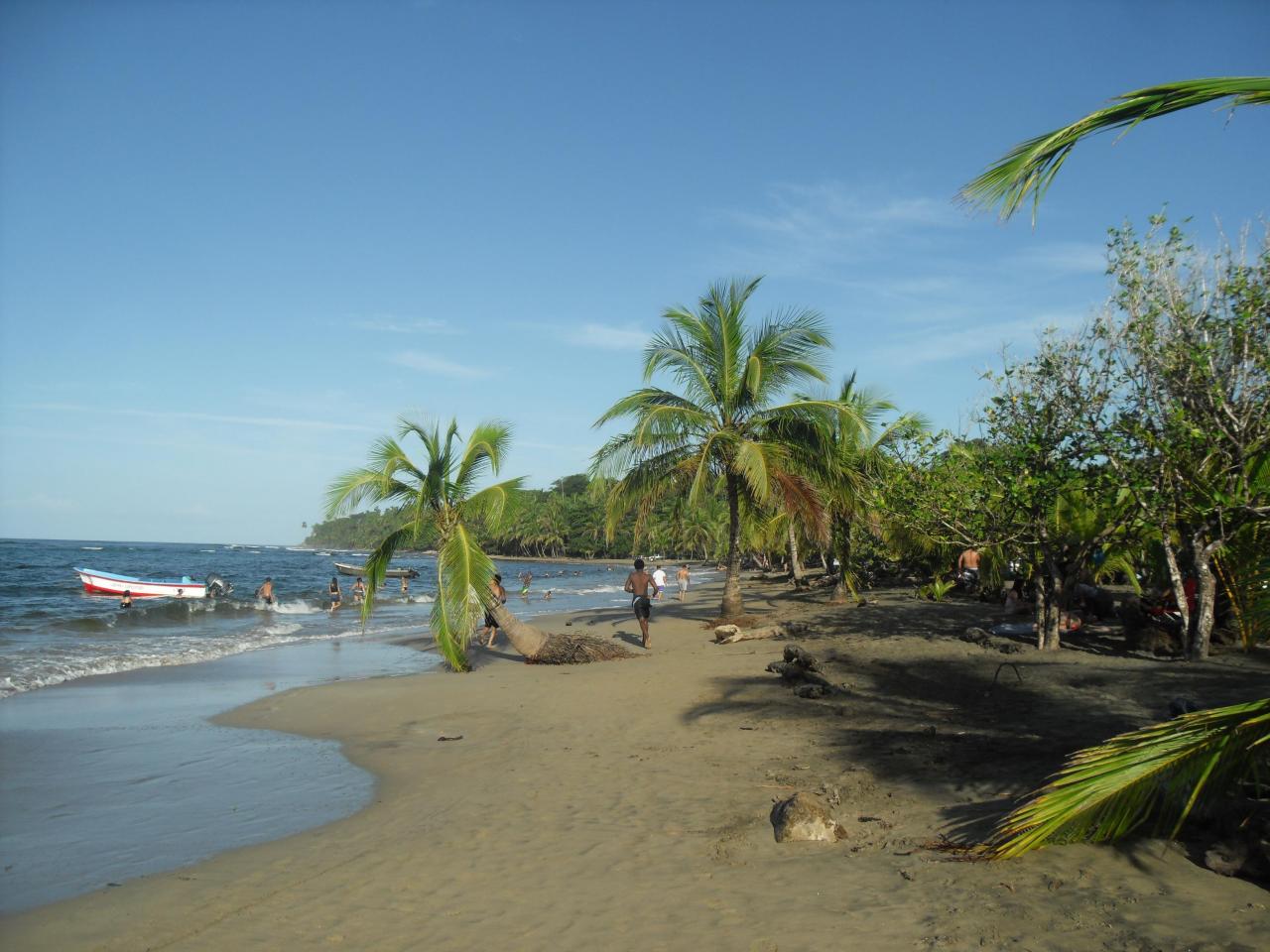 Beautiful beach in Manzanillo