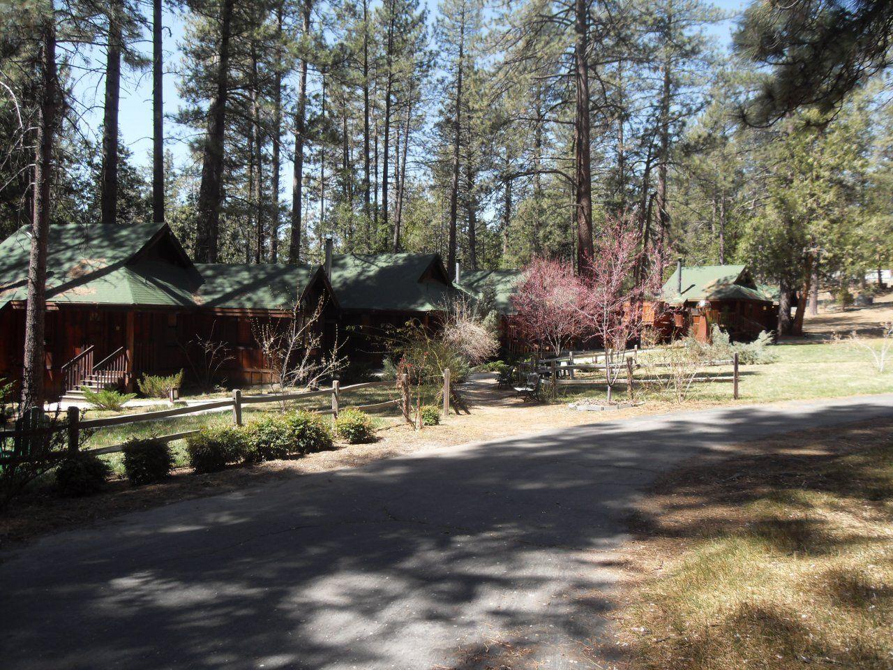 Quiet Creek Inn Cabins
